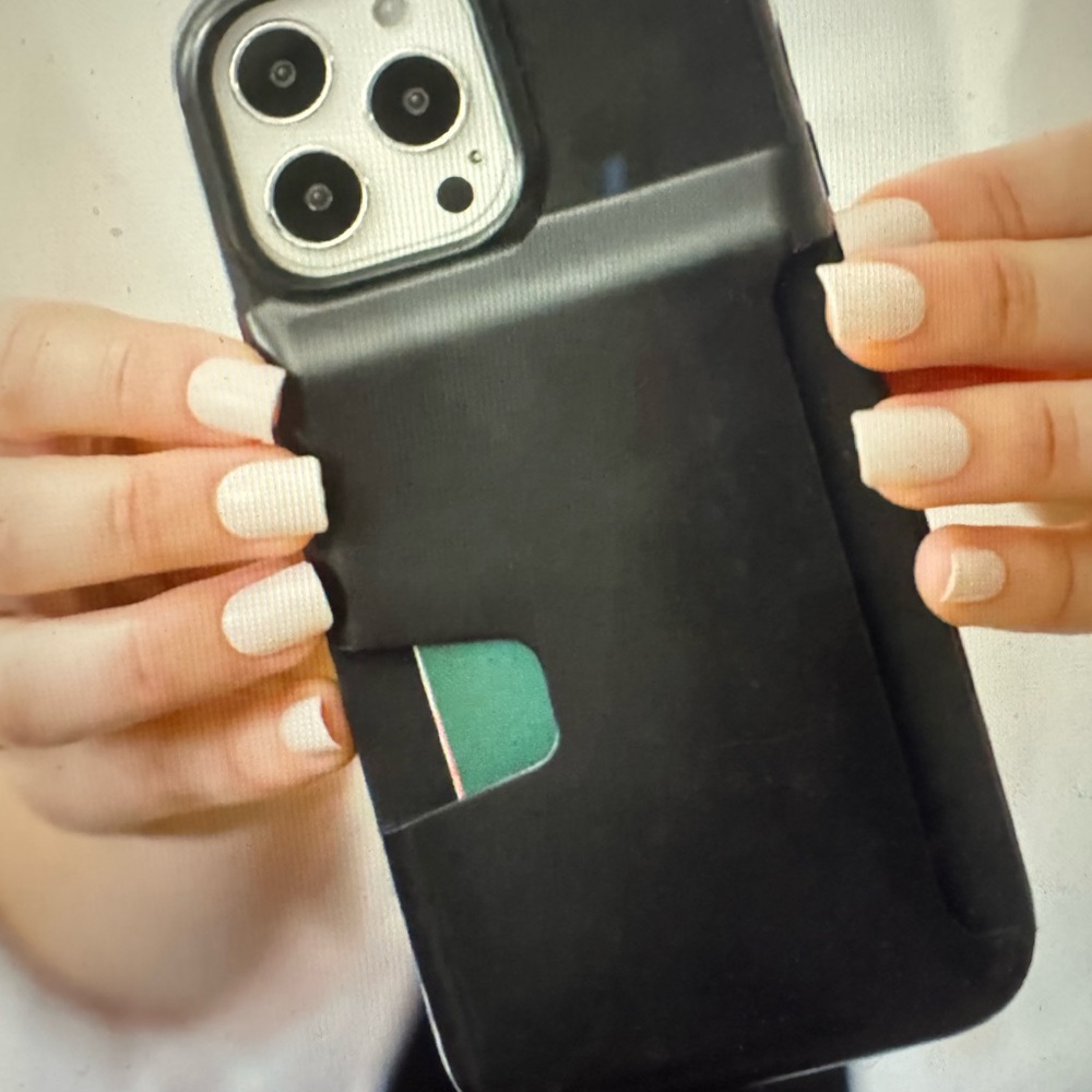 BNIB VELVET CAVIAR IPHONE 13 WALLET CASE